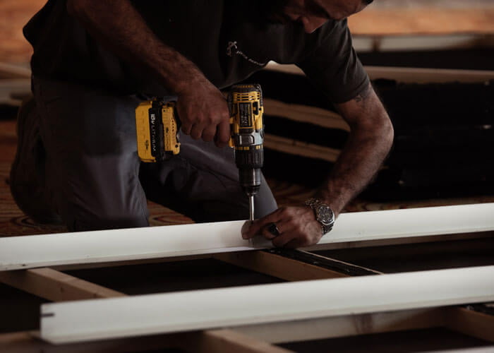 CHOOSING THE RIGHT POWER TOOLS FOR YOUR WORKSHOP